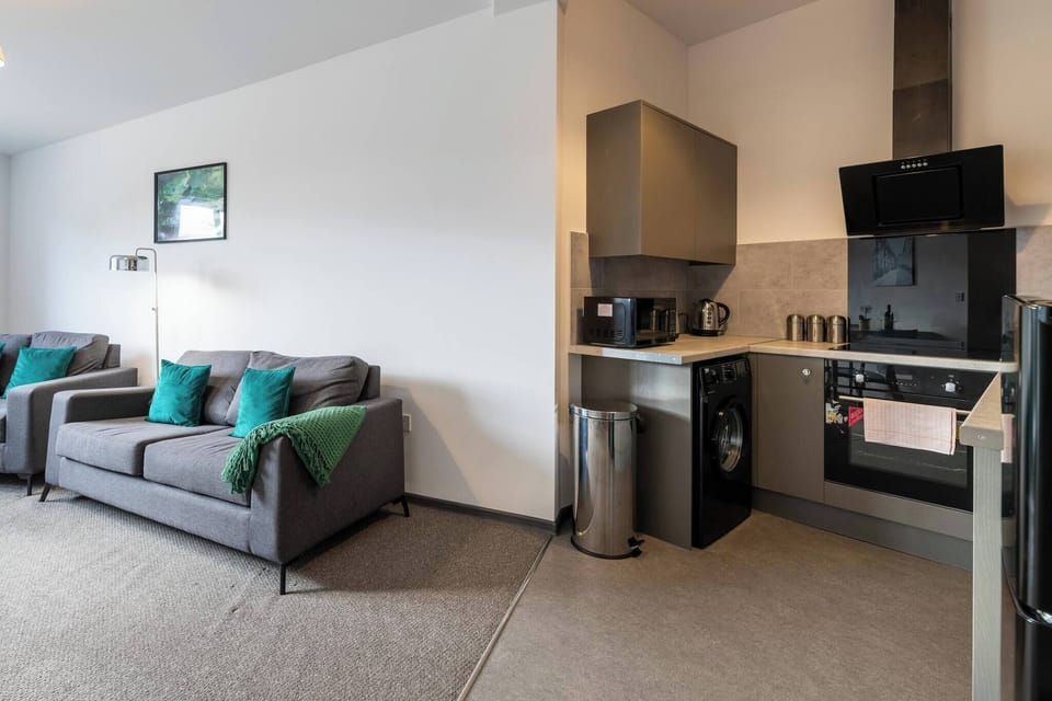 Apartment, 2 Bedrooms | Living area