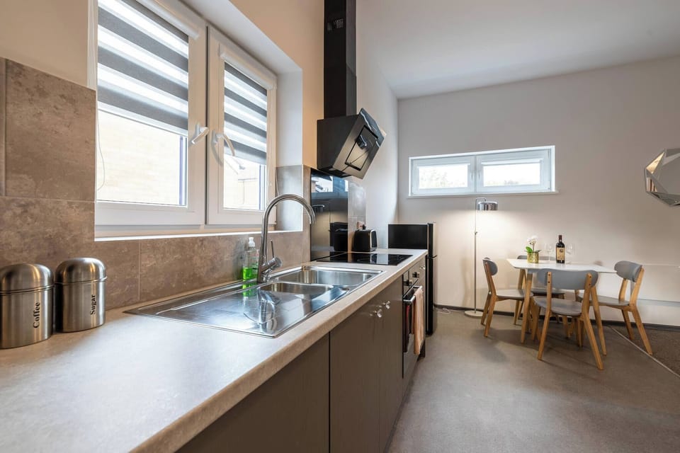 Apartment, 2 Bedrooms, Smoking | Interior