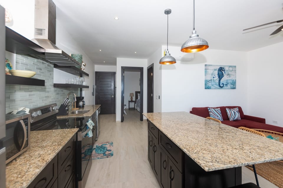 Condo, 1 Bedroom | Private kitchen | Fridge, oven, coffee/tea maker, toaster