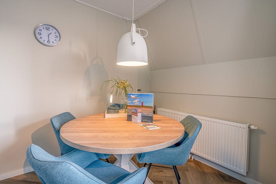 Apartment | Dining