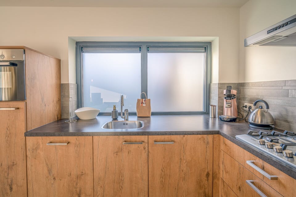 House | Private kitchen | Cookware/dishes/utensils