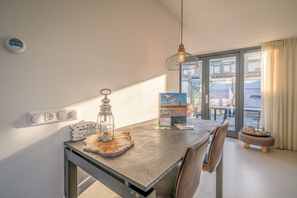 House | Dining