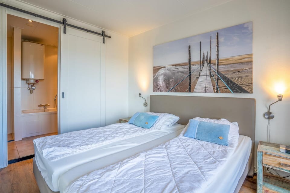 2 Person Apartment With Island View Apartment in De Koog