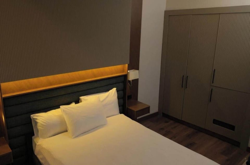 Standard Room | Desk, laptop workspace, free WiFi