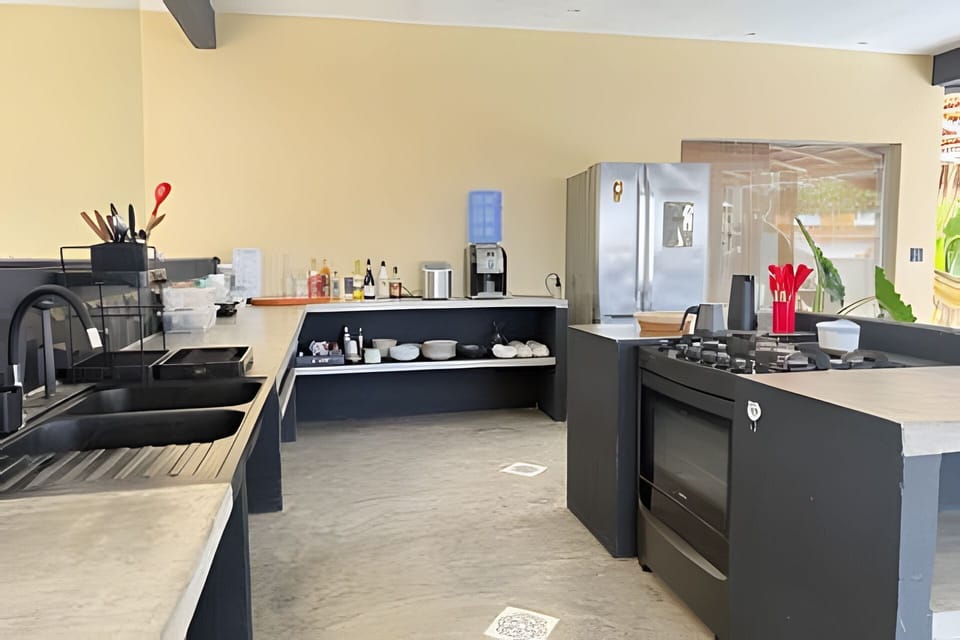 House, 3 Bedrooms | Private kitchen | Electric kettle