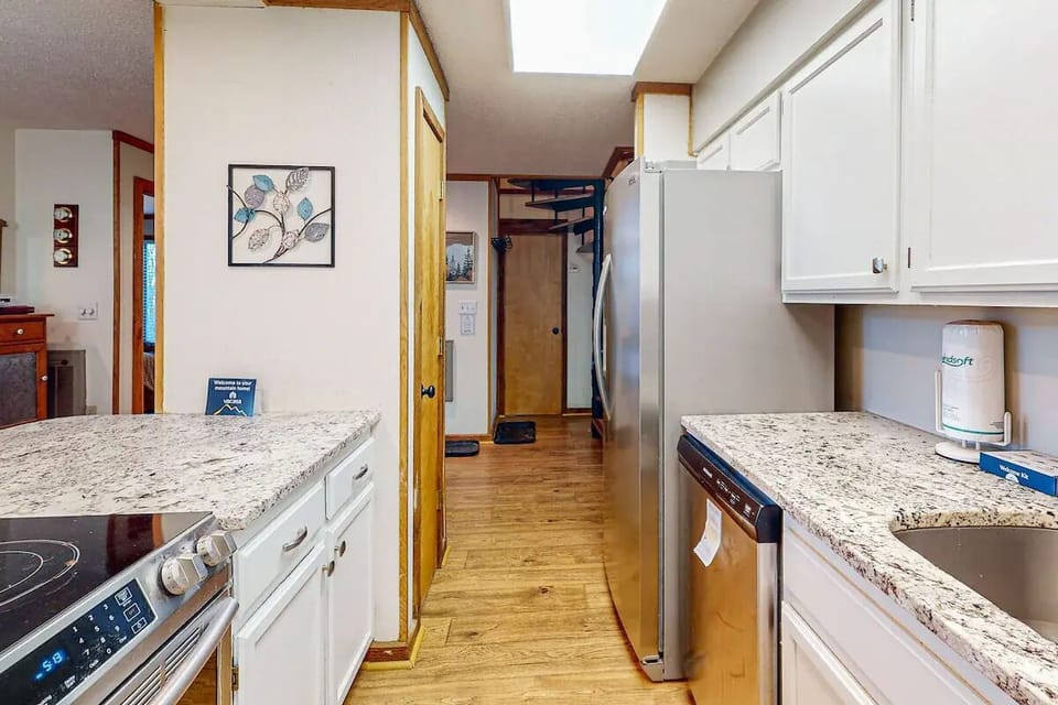 Bright fully equipped kitchen perfect for effortless mountain meal prep.