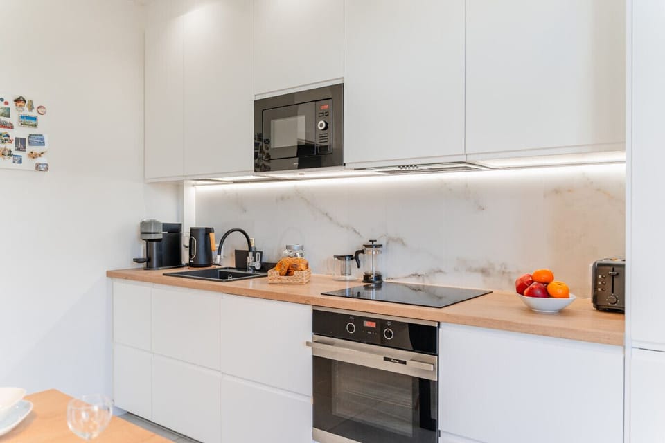 Spacious 3 Bedroom Apartment Perfect for 6 | Book Now with RENTUJEMY