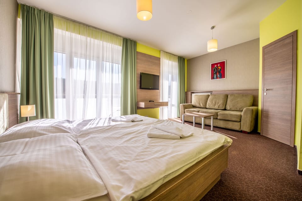 Standard Double or Twin Room | Free WiFi, bed sheets