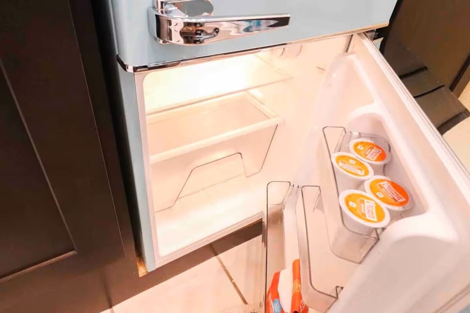 A clean, roomy fridge awaits so you can settle in and make meals your way.