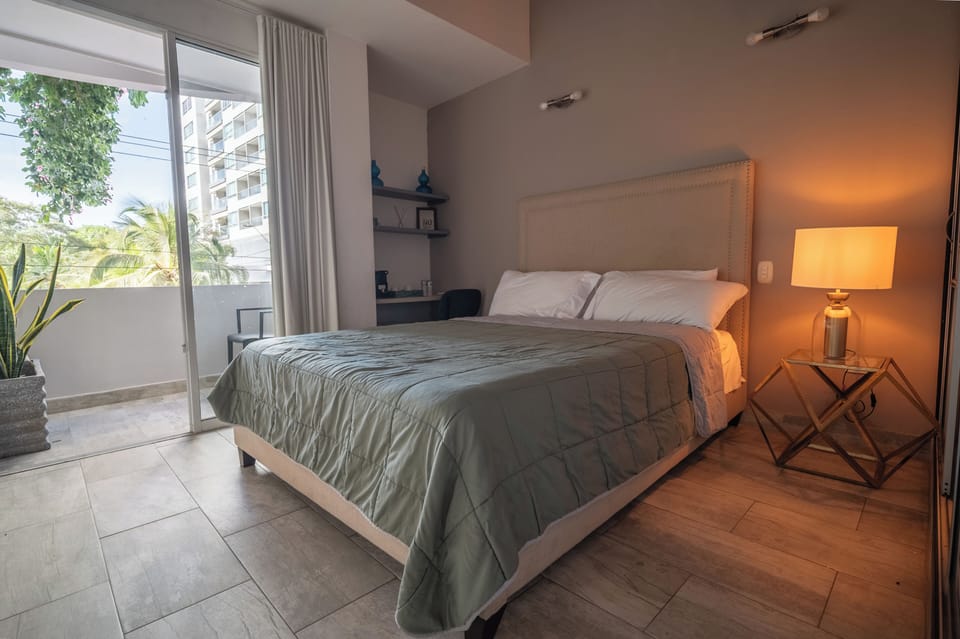 Standard Double Room | Down comforters, minibar, individually decorated, free WiFi