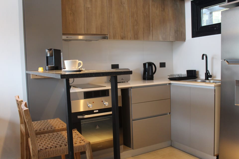 Cocina completa con barra
