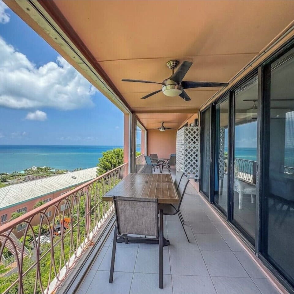Outdoor patio view overlooking the sea and Buck Island