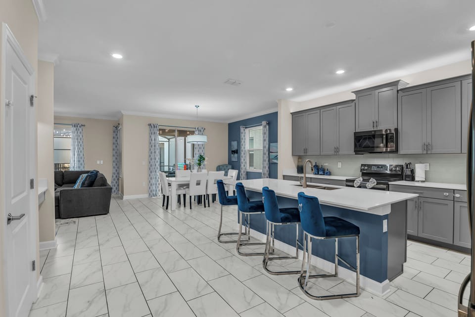 Plenty of counter seating