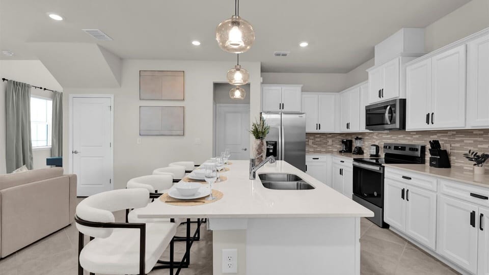 House (5 Bedrooms) | Interior