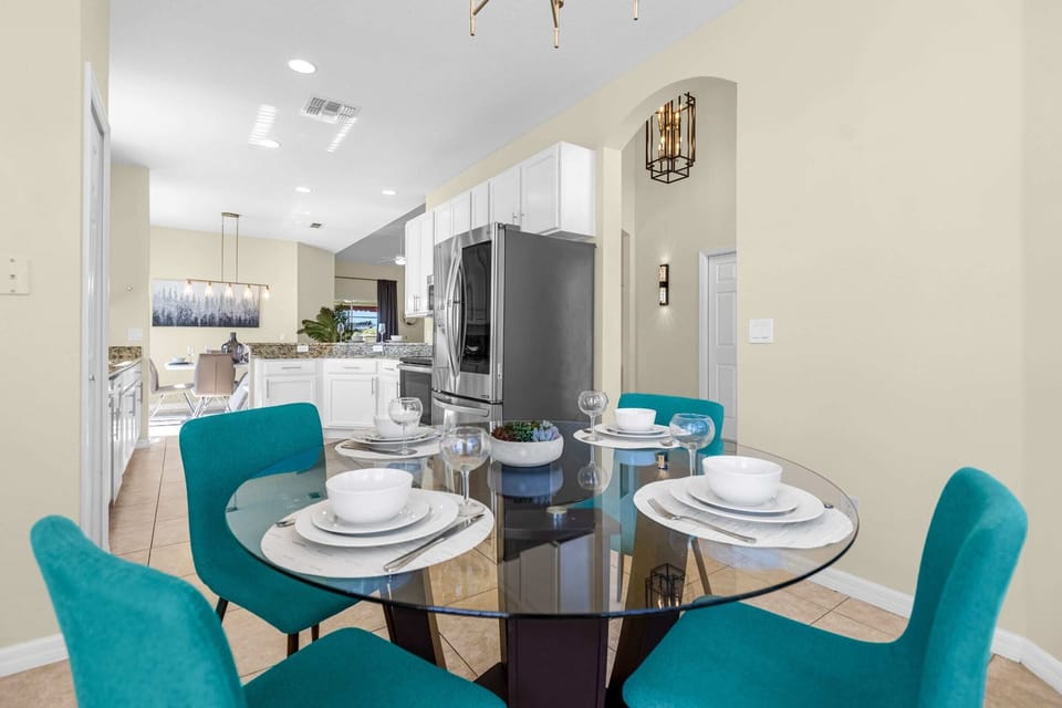 House (4 Bedrooms) | Interior