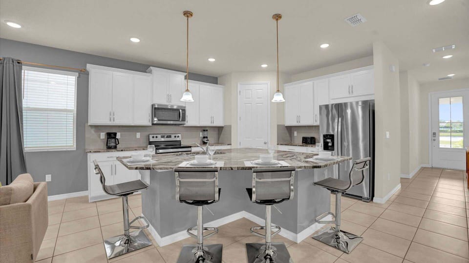 House (Multiple Bedrooms) | Interior