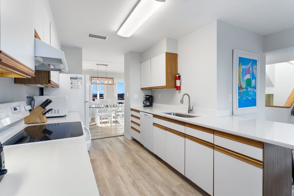 Kitchen – Fully equipped kitchen with everything needed for vacation cooking.