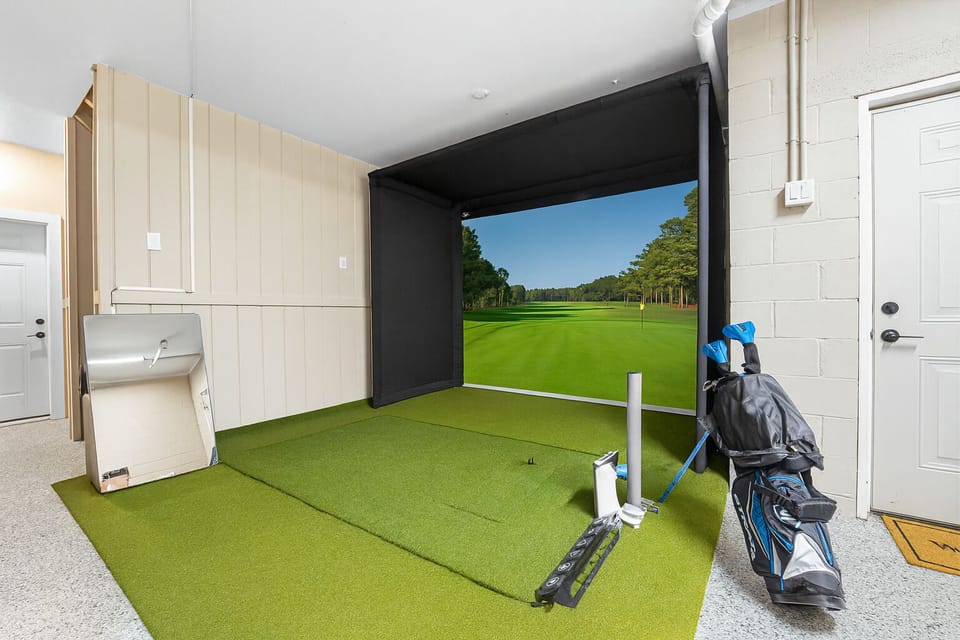 Golf Simulator featuring 160 courses, multiple players, various game modes, and lifelike graphics!