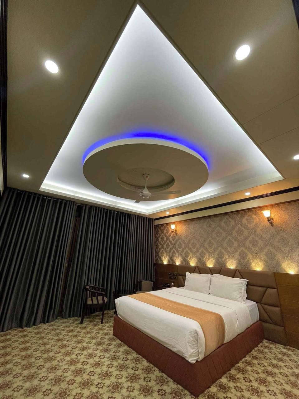 Deluxe Double Room, Balcony, Hill View | Free WiFi