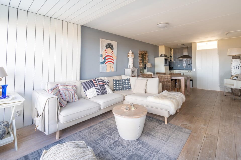 Apartment | Living room