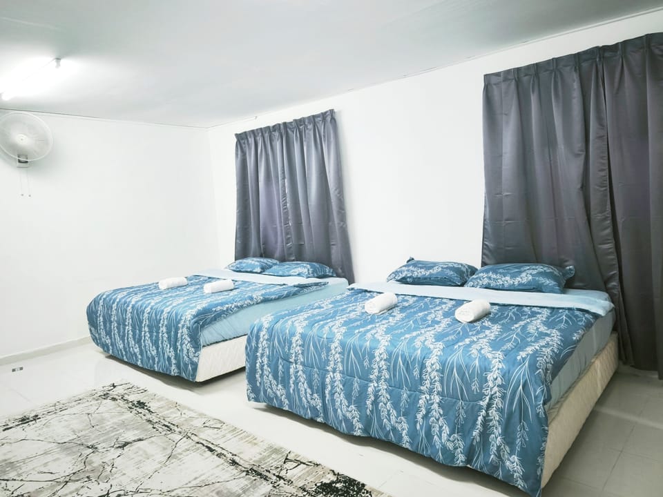 Family Suite | Free WiFi, bed sheets