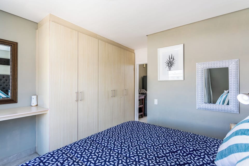 Comfort Apartment | In-room safe, iron/ironing board, free WiFi