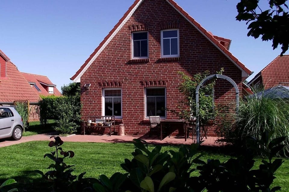 Holiday Home Exterior [summer]
