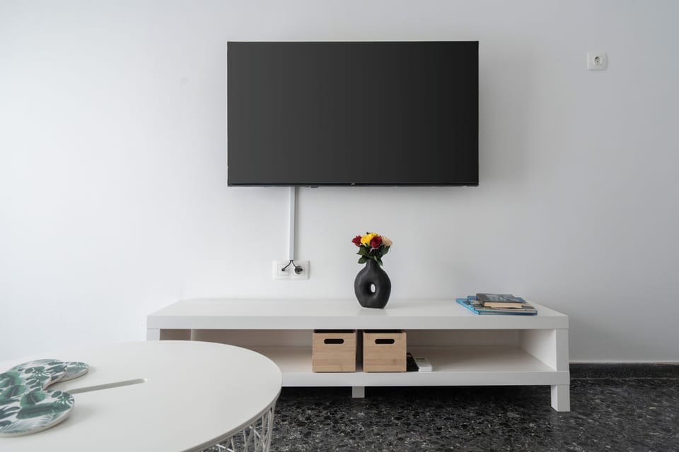 Superior Apartment | Living room | TV