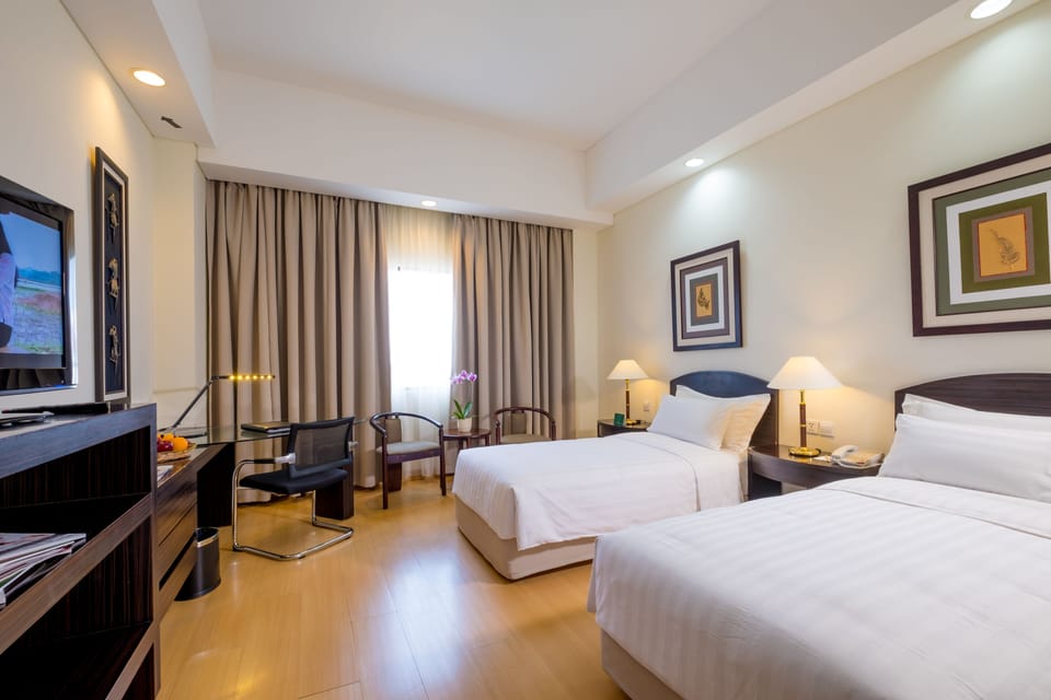 In-room safe, desk, rollaway beds (surcharge), WiFi (free)