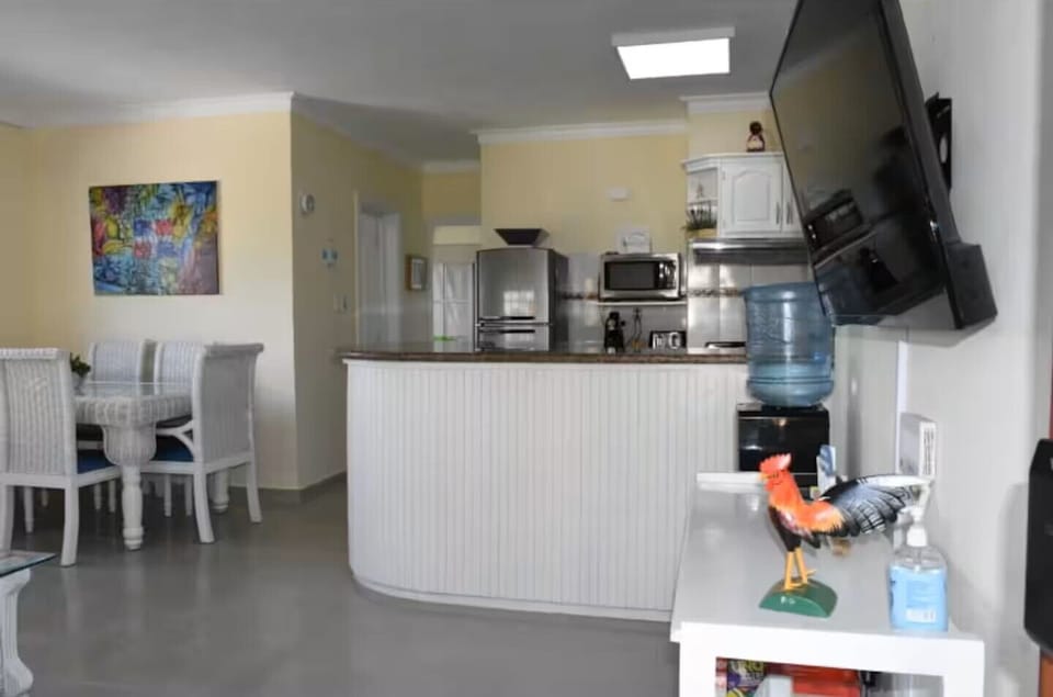 dinning /kitchen view