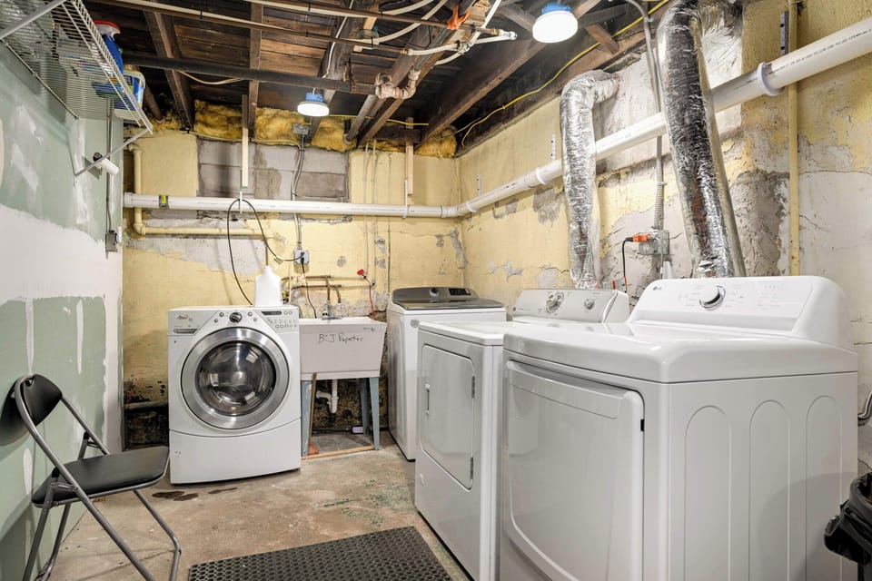 laundry available in the basement