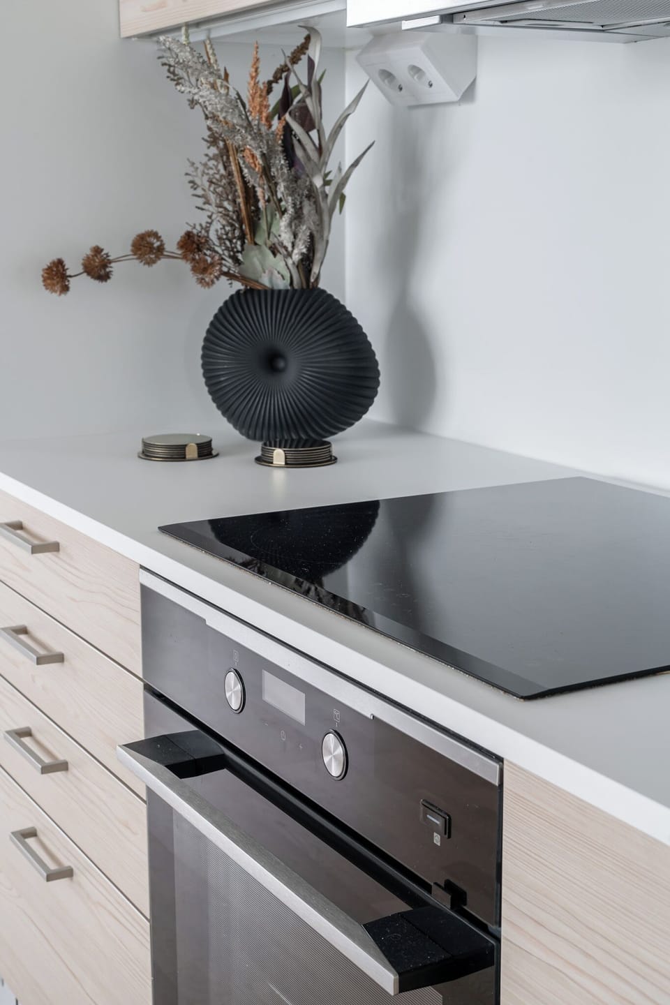 Classic Apartment, City View | Private kitchen | Full-size fridge, microwave, oven, stovetop