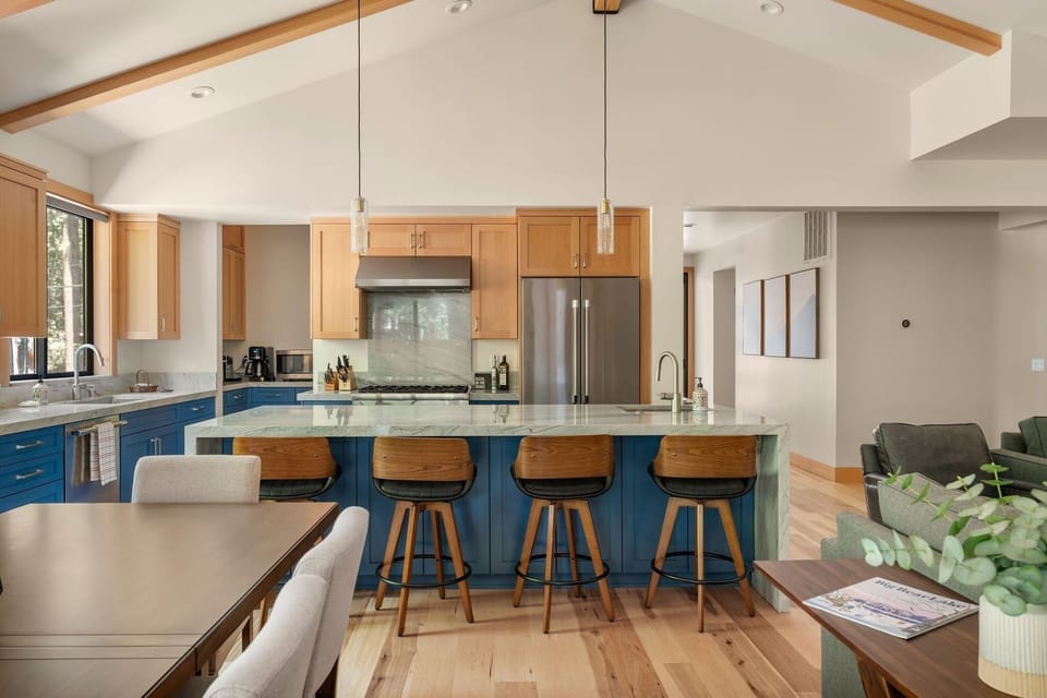 House, 5 Bedrooms | Private kitchen | Coffee/tea maker, fridge, oven