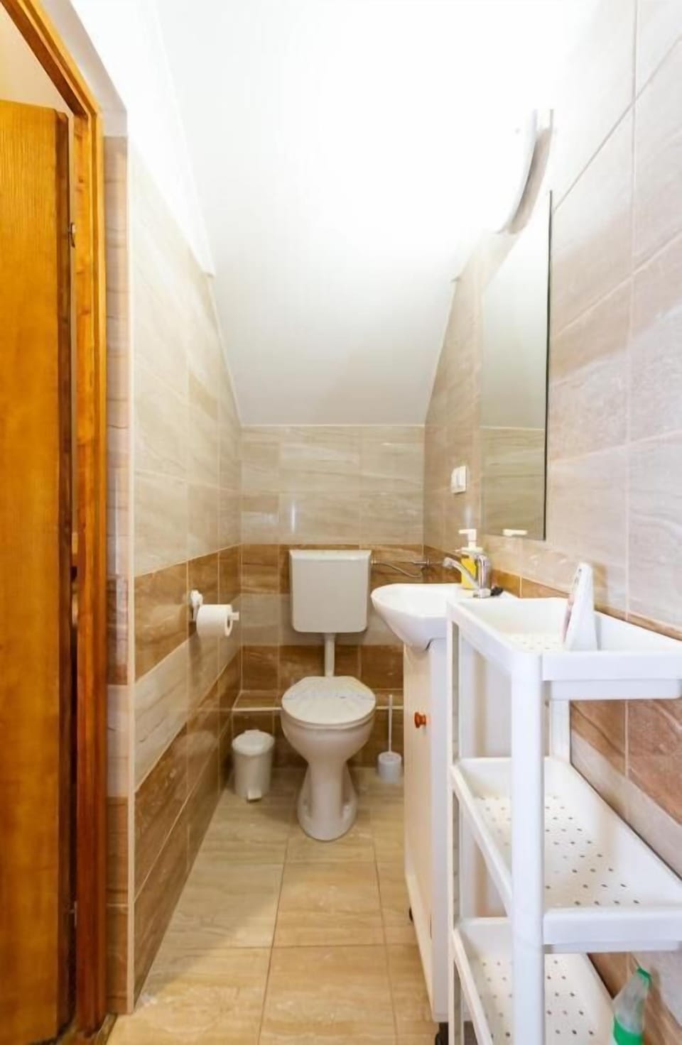 Shower, hair dryer, towels, toilet paper