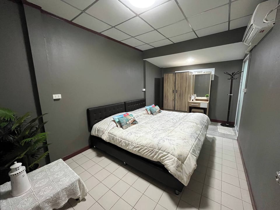 House, 2 Bedrooms, Smoking, Balcony | 3 bedrooms