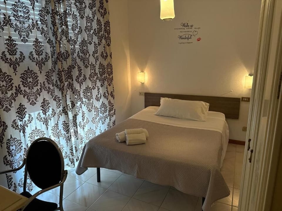 Classic Single Room, Balcony, City View | Desk, free WiFi