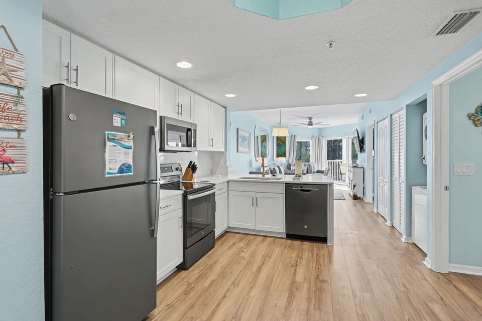 Welcome to Sunset Vistas 403S!