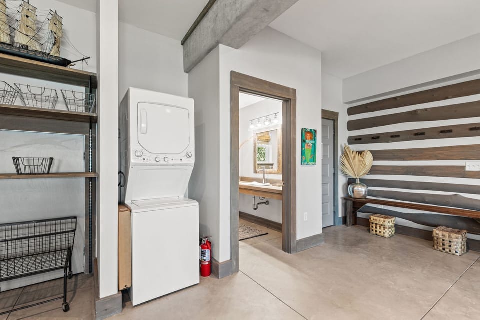 House, Ocean View | Laundry