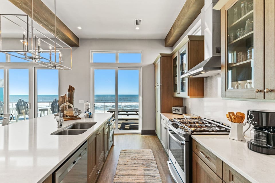 House, Ocean View | Private kitchen | Coffee/tea maker, full-size fridge, microwave, oven