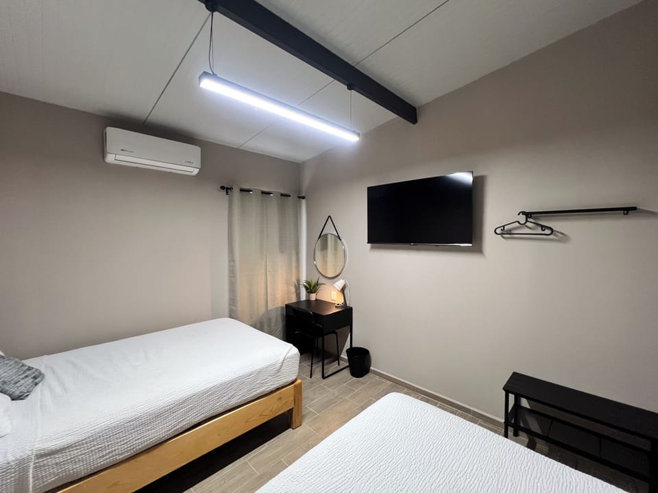 Basic Double Room | Desk, laptop workspace, free WiFi