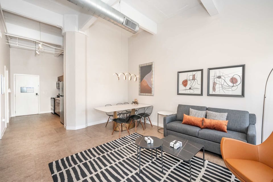 Apartment, Multiple Beds, Kitchen, City View (The 333 Suites 201) | Living area