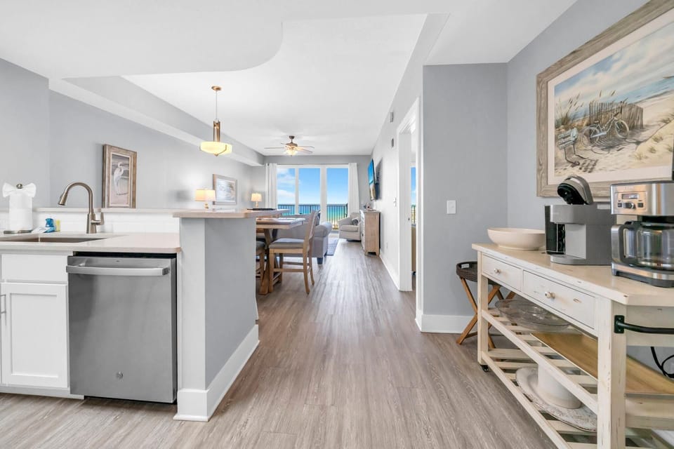 Condo, Multiple Beds (Calypso 3-1006) | Private kitchen