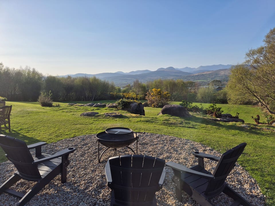 Classic Studio, Multiple Beds, Patio, Mountain View | Mountain view