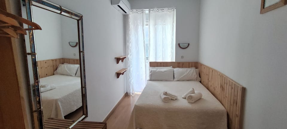Double Room | In-room safe, free WiFi