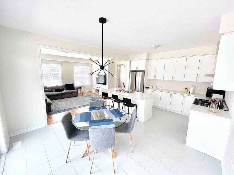 Deluxe House, Multiple Bedrooms, Non Smoking, Garden View | Private kitchen | Full-size fridge, electric kettle, toaster, cookware/dishes/utensils