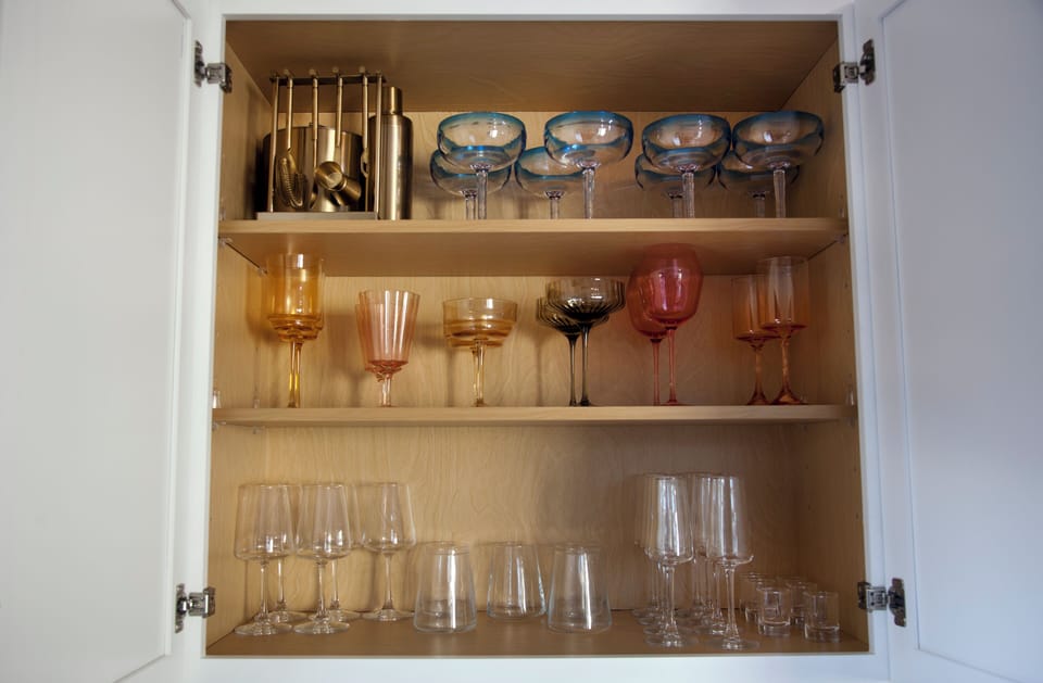 Assortment of drinking glasses, bartending tools, shaker, ice bucket, salt rim kit available for making fun cocktails or mocktails! Pool safe margarita and tall glasses with lids.