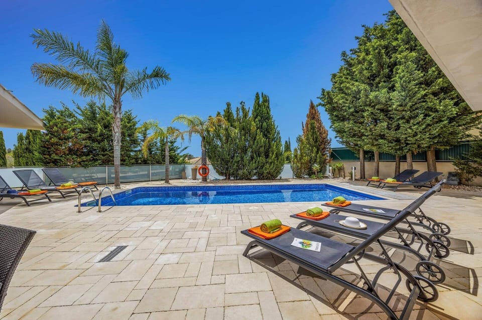Villa Caripira image