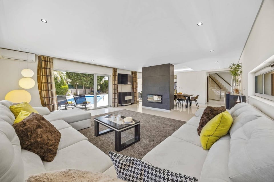 Villa Caripira image