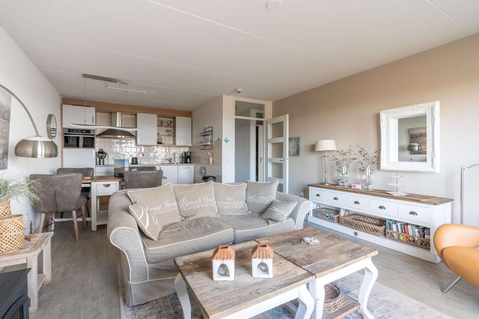 Apartment | Living room