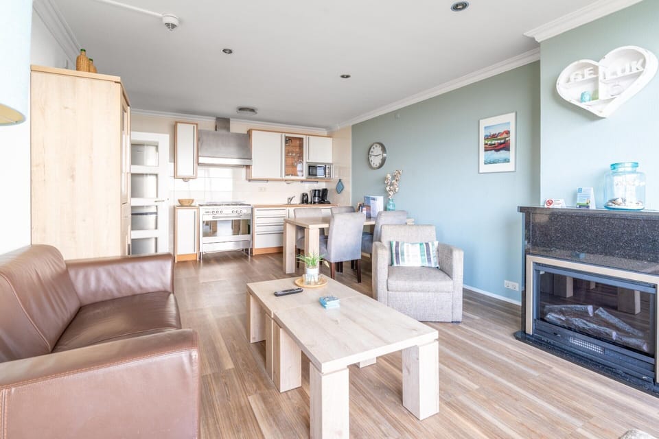 Apartment | Living room